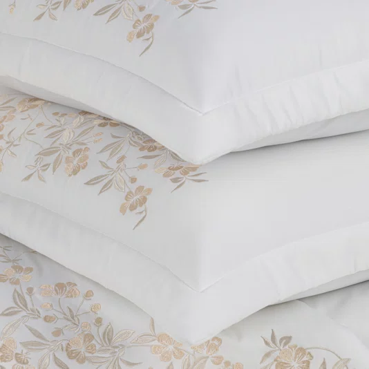 Jogo de Colcha Queen Anicia 300 Fios Egípcio Trussardi Branco 2,60 x 2,80 m