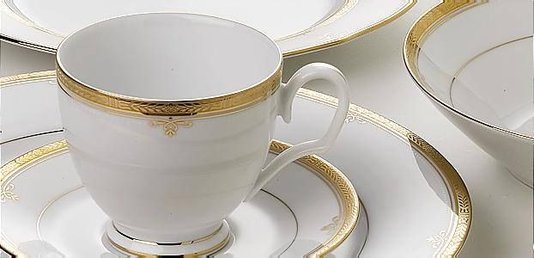 Jogo de Jantar 18 Peças Buckingham Gold Noritake Branco e Ouro