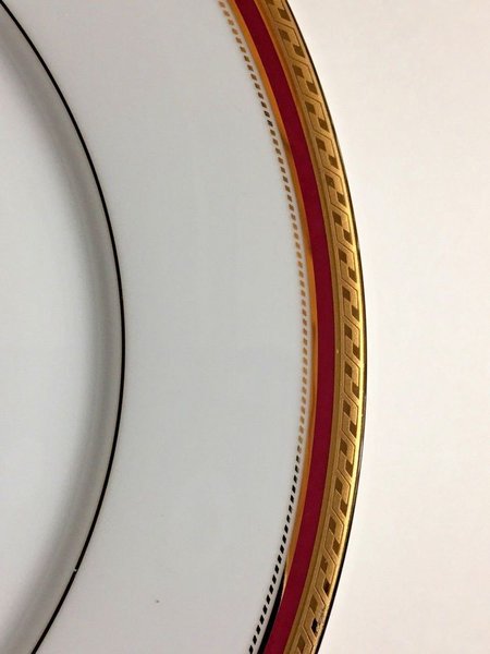 Jogo de Jantar 18 Peças Cecile Gold Noritake Vermelho e Ouro