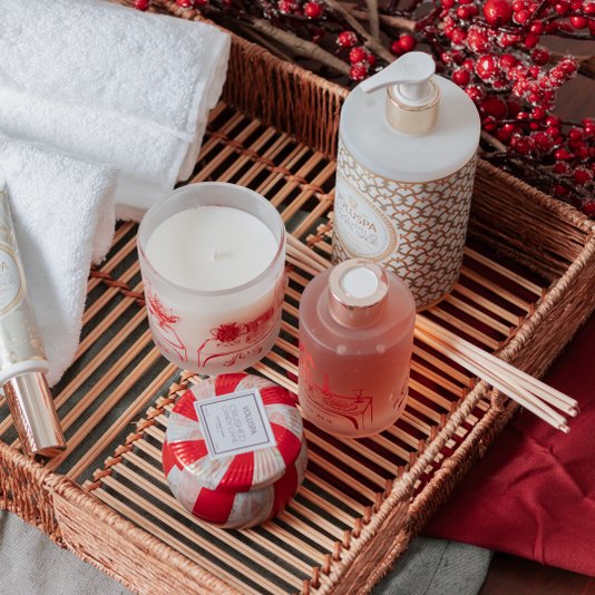 Kit Difusor De Perfume E Vela Perfumada Especial De Natal Lenvie