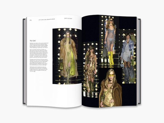 Livro Dior Catwalk - Fury E Sabatini Vol 1 ED 2017