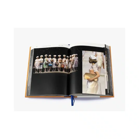 Livro Louis Vuitton: Catwalk