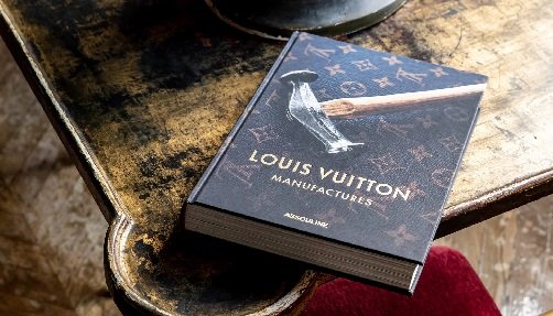 Livro Louis Vuitton Manufactures - Assouline