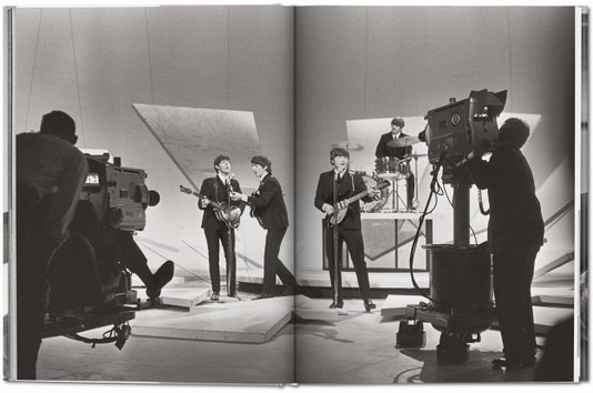 Livro The Beatles: On the Road 1964 - 1966 - Taschen