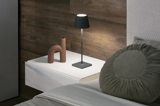 Luminária Recarregável Poldina Pro Zafferano Itália Cinza