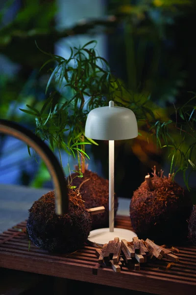 Luminária Recarregável Theta Zafferano Itália Branca