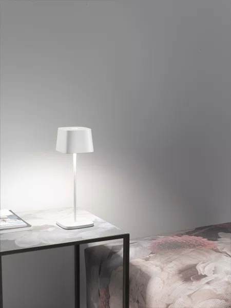 Luminária Regarregável Ofelia Pro Zafferano Itália Branca