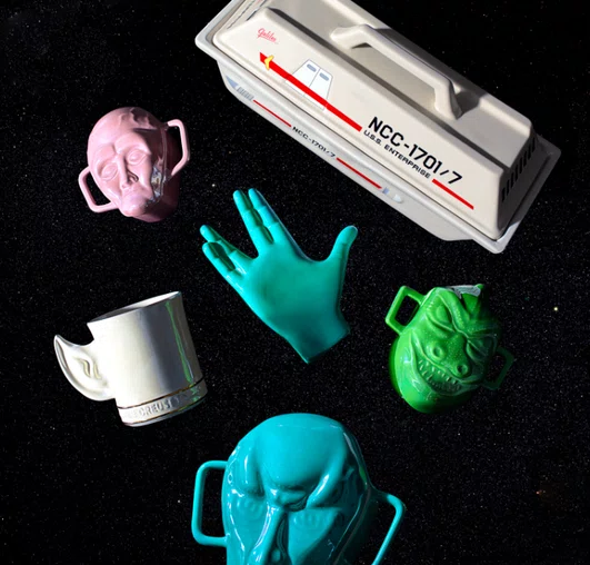 Mini Cocotte Gorn Star Trek Pearlized Le Creuset Bamboo