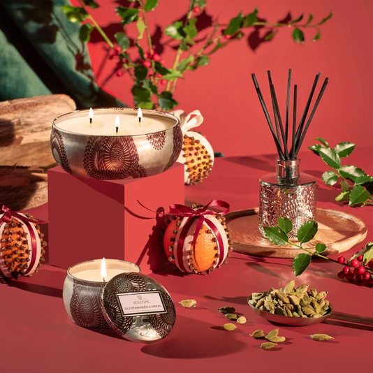 Mini Vela Lata Gilt Pomander & Hinoki Voluspa 25 Horas