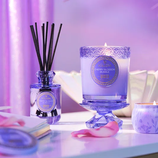 Mini Vela Lata Wicked Cherry Blossom Bubble Voluspa 25 Horas