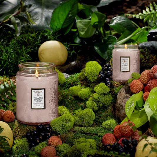 Mini Vela Pote Vidro Panjore Lychee Voluspa 50 Horas