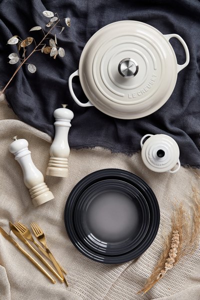 Panela Redonda Signature Le Creuset Meringue 22 cm