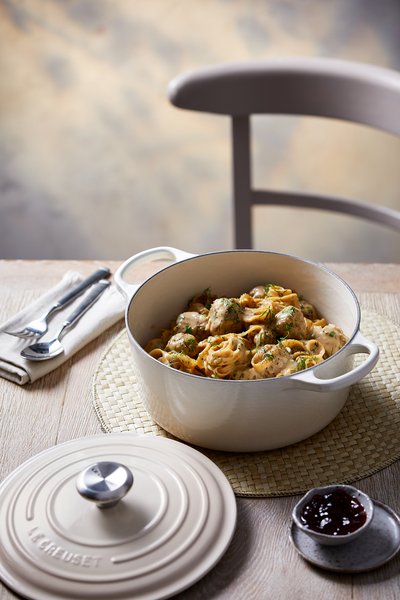 Panela Redonda Signature Le Creuset Meringue 24 cm