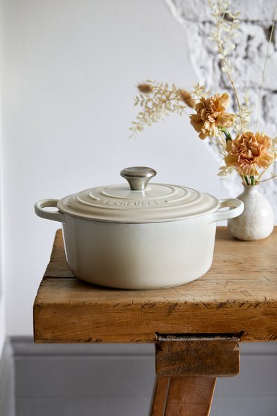 Panela Redonda Signature Le Creuset Meringue 26 cm
