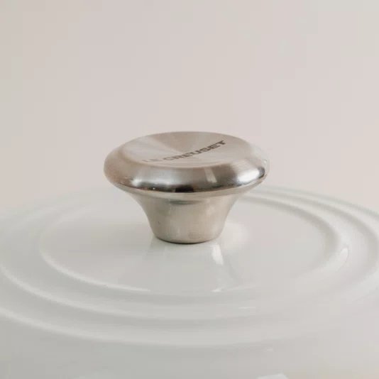 Panela Stock Pot com Pegador Inox Le Creuset Meringue 22 cm