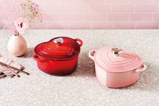 Panela Traditional Coração Le Creuset Shell Pink 20cm