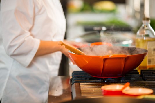 Panela Wok Ferro Fundido Signature Le Creuset Laranja 32 cm