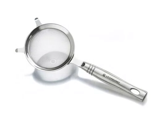 Peneira Revolution em Aço Inox Le Creuset 15 cm
