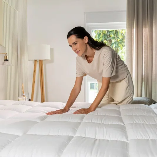 Pillow Top Super King Conforto Karsten Branco 1,93 x 2,03 m