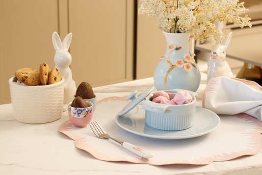 Pote Decorativo com Coelho em Porcelana Cromus Branco 16 x 17 cm