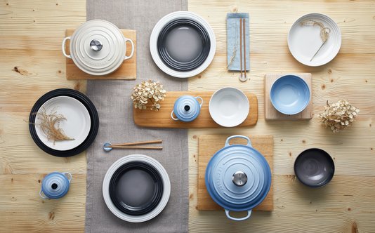 Prato Raso de Cerâmica Le Creuset Flint 22 cm