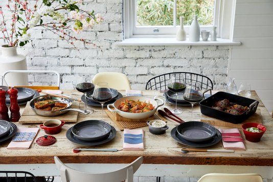 Prato Raso de Cerâmica Le Creuset Flint 27 cm