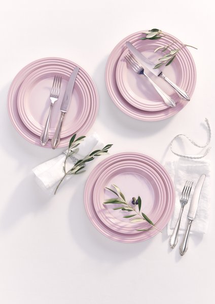 Prato Raso Le Creuset Shell Pink 27 cm