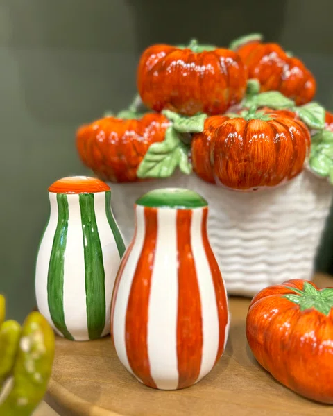 Saleiro / Pimenteiro em Cerâmica Toscana Verde