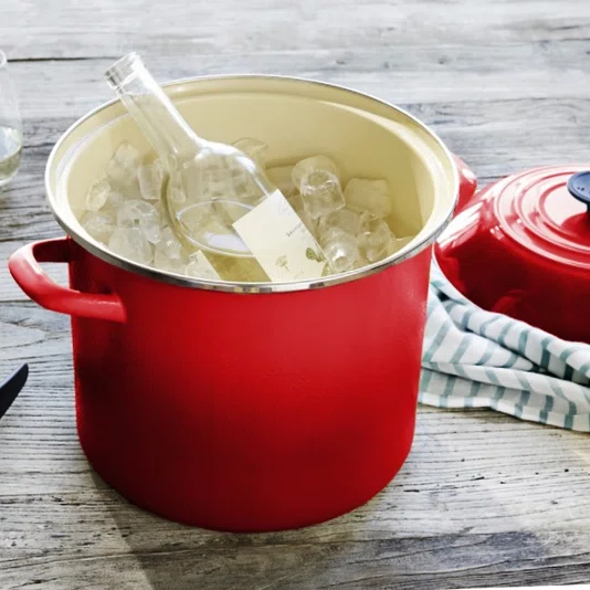 Set 2 Peças Stock Pot 26cm e Pegadores Silicone Le Creuset Vermelho