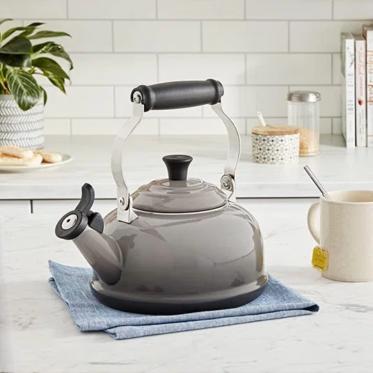 Jogo 3 Peças Chaleira e Caneca Le Creuset Flint