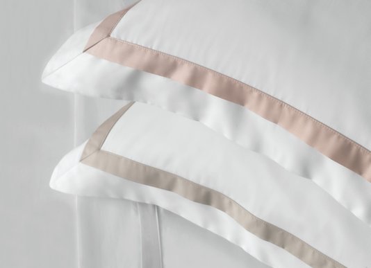 Super Fronha Vercelli 300 Fios Branco e Nocciola 50x90cm