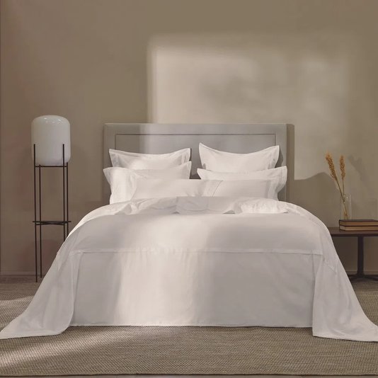Super Fronha Vercelli 300 Fios Trussardi Branco e Pérola 50x90cm