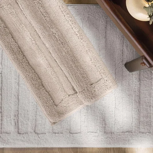 Tapete Salvatore Algodão Trussardi Gelo 120cm x 60cm