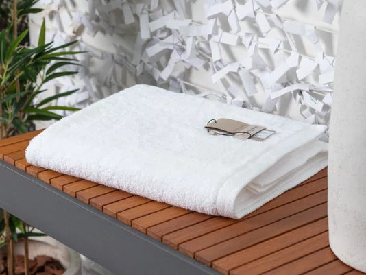 Toalha Banhão Modena 0,86 x 1,50 LCL Home By Trussardi Branca