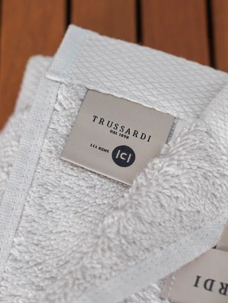 Toalha Banhão Modena 0,86 x 1,50m LCL Home By Trussardi Gelo