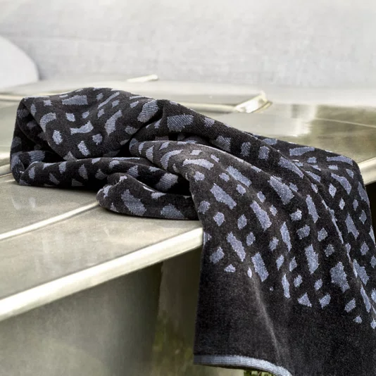 Toalha de Banho G Aveludada BMonogram Boss Home 90 x 150 cm