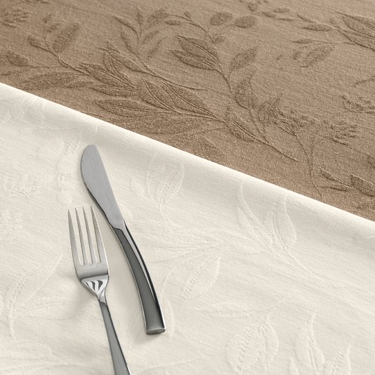 Toalha De Mesa Katherine 12 Lugares Karsten Perola 1,60 x 3,20 m