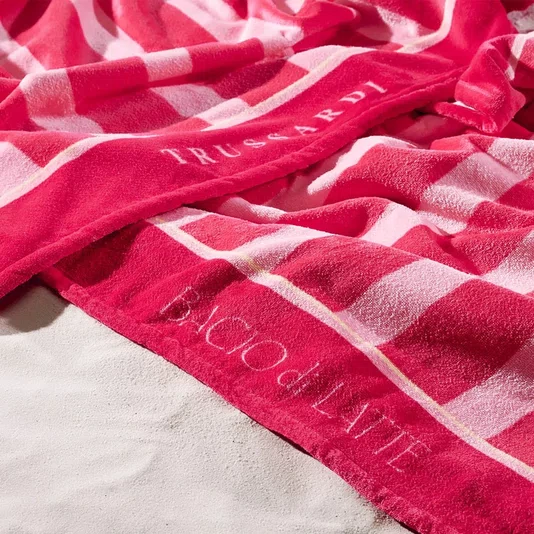 Toalha de Praia Listrado Trussardi + Bacio Di Latte Vermelho
