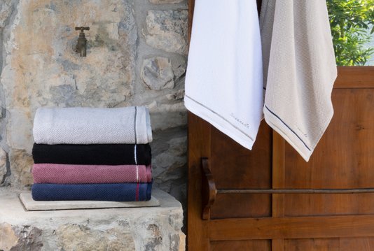Toalha de Rosto Celebrare Trussardi Medieval 48cm X 80cm