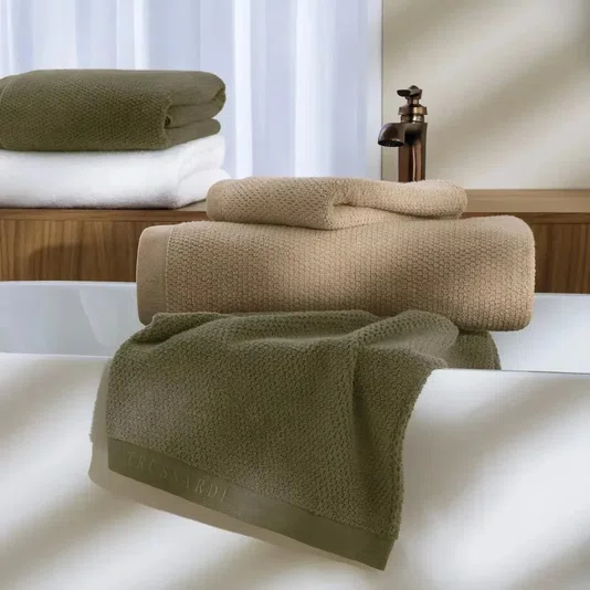 Toalha de Rosto Maggiore Trussardi Mocaccino 48cm x 90cm