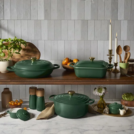 Travessa Quadrada com Tampa San Francisco Le Creuset Foret 22 cm