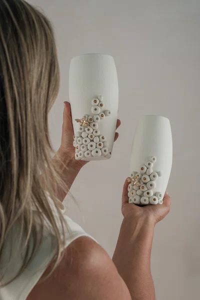 Vaso com Abelha Série Colmeia Atelier Le Motif 22 cm