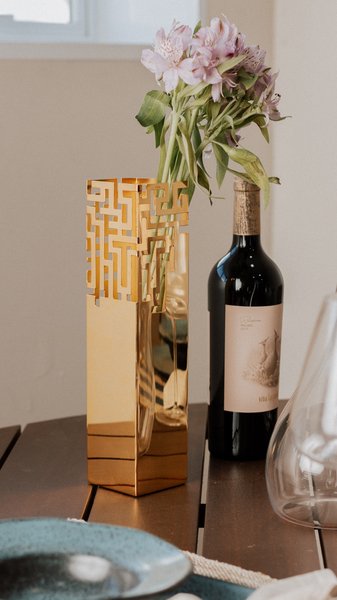 Vaso e Castiçal Labirinto Pequeno Riva Ouro 30 cm