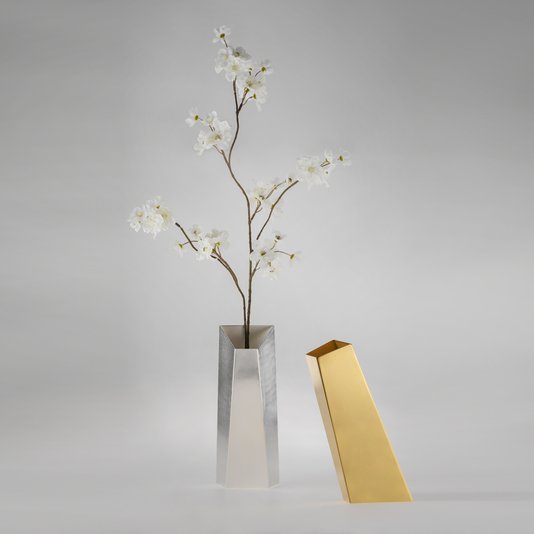 Vaso Origami Inclinado Studio Riva Ouro