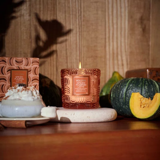 Vela Copo Vidro Clássico Spiced Pumpkin Latte Voluspa 60 Horas