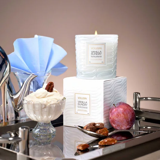 Vela Copo Vidro Clássico Vanilla Sunday Voluspa 60 Horas