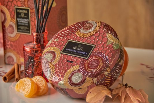 Vela Lata 3 Pavios Mandarino Cannela Voluspa 60 Horas