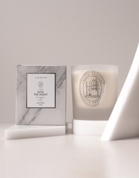 Vela Perfumada Into The Night Lenvie 210 g