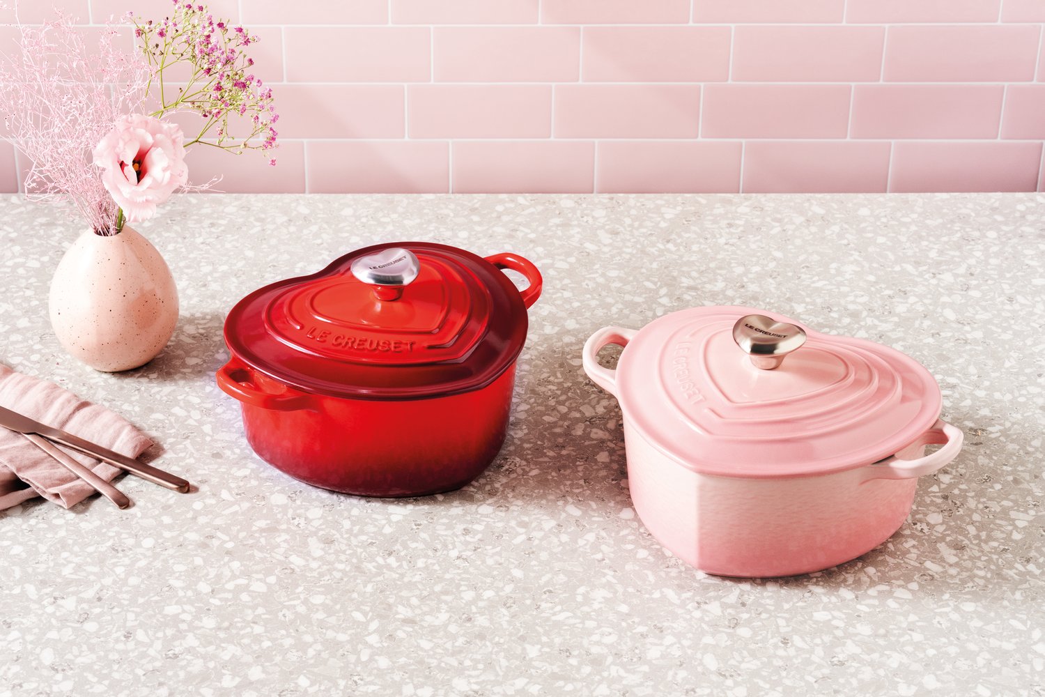 Panela Traditional Coração Le Creuset Shell Pink 20cm - LCL Home