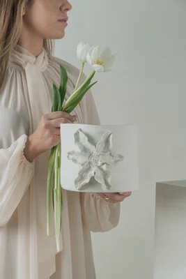 Cachepot Série Orquídea Atelier Le Motif 15 x 19 cm